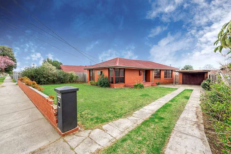 Main view of Homely house listing, 136 Casey Drive, Lalor VIC 3075