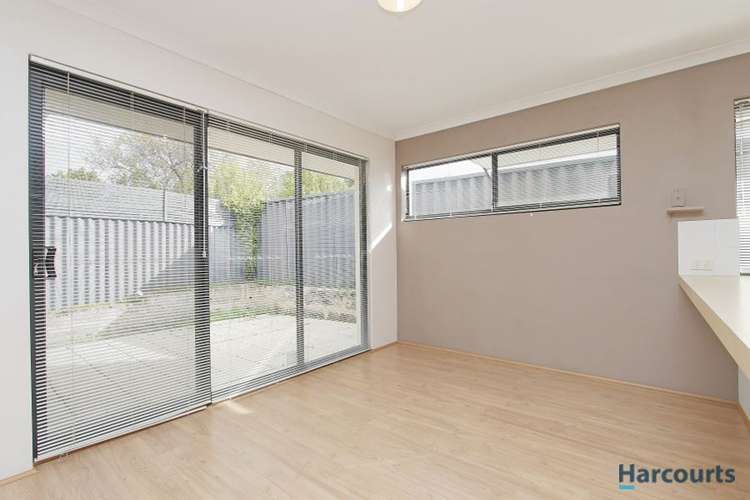 Fifth view of Homely house listing, 2/74 Pitt Street, Bentley WA 6102