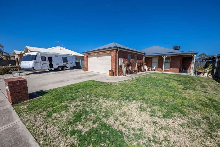 Second view of Homely house listing, 5 Bristol Court, Wangaratta VIC 3677