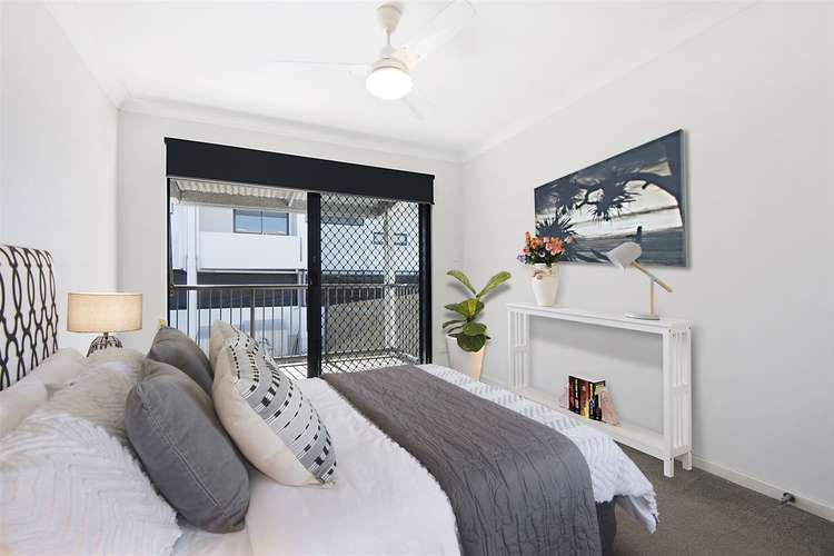 Third view of Homely unit listing, 2/35 Norman Street, Annerley QLD 4103