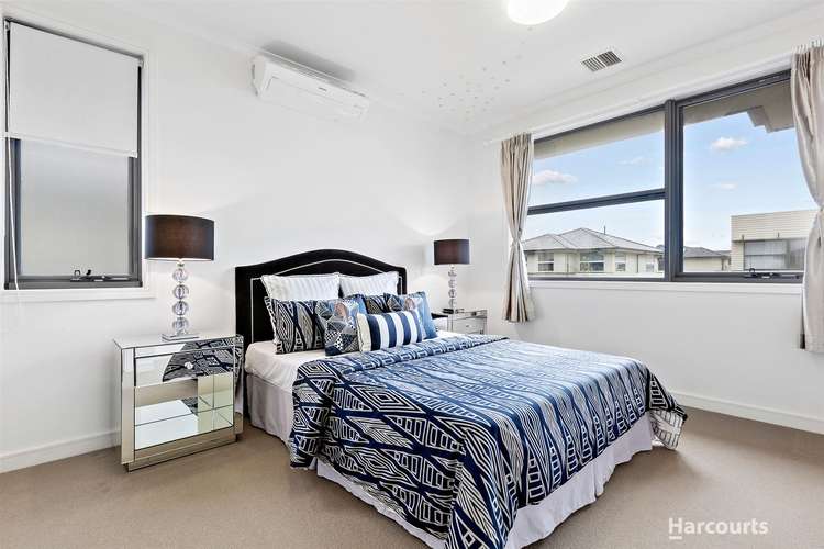 Sixth view of Homely house listing, 8 Windy Hill Drive, Mulgrave VIC 3170