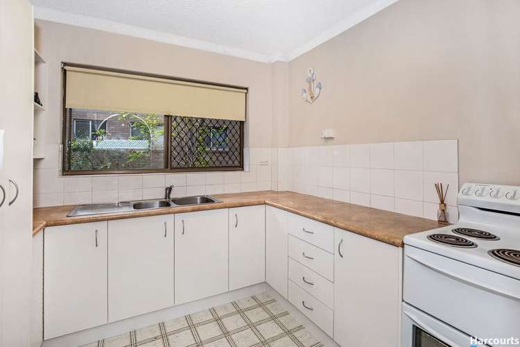 Fifth view of Homely apartment listing, 2/27 Pine Street, Bulimba QLD 4171