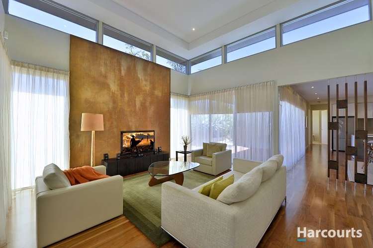 Sixth view of Homely house listing, 32 Cassowary Crescent, Coodanup WA 6210