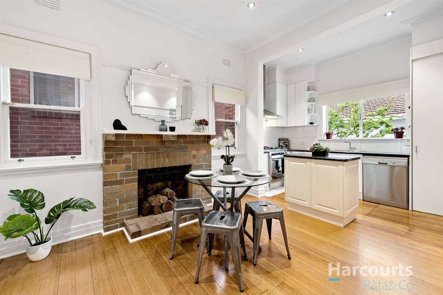 Main view of Homely unit listing, 2/43 Marshall Street, Ivanhoe VIC 3079