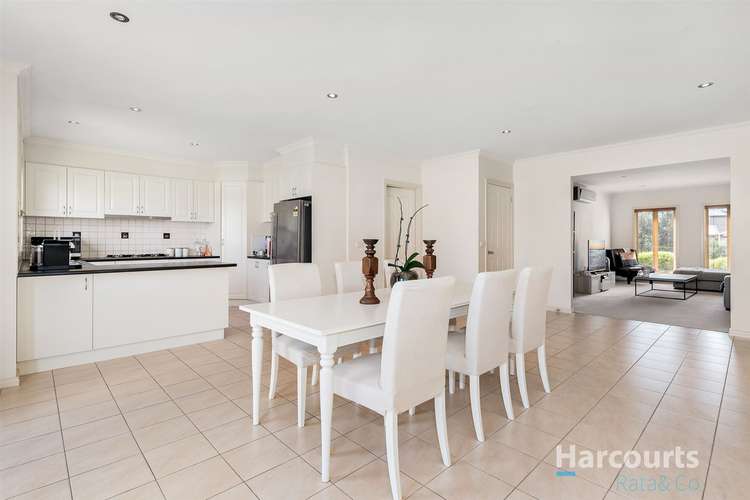 Fifth view of Homely house listing, 3 Sasha Place, South Morang VIC 3752
