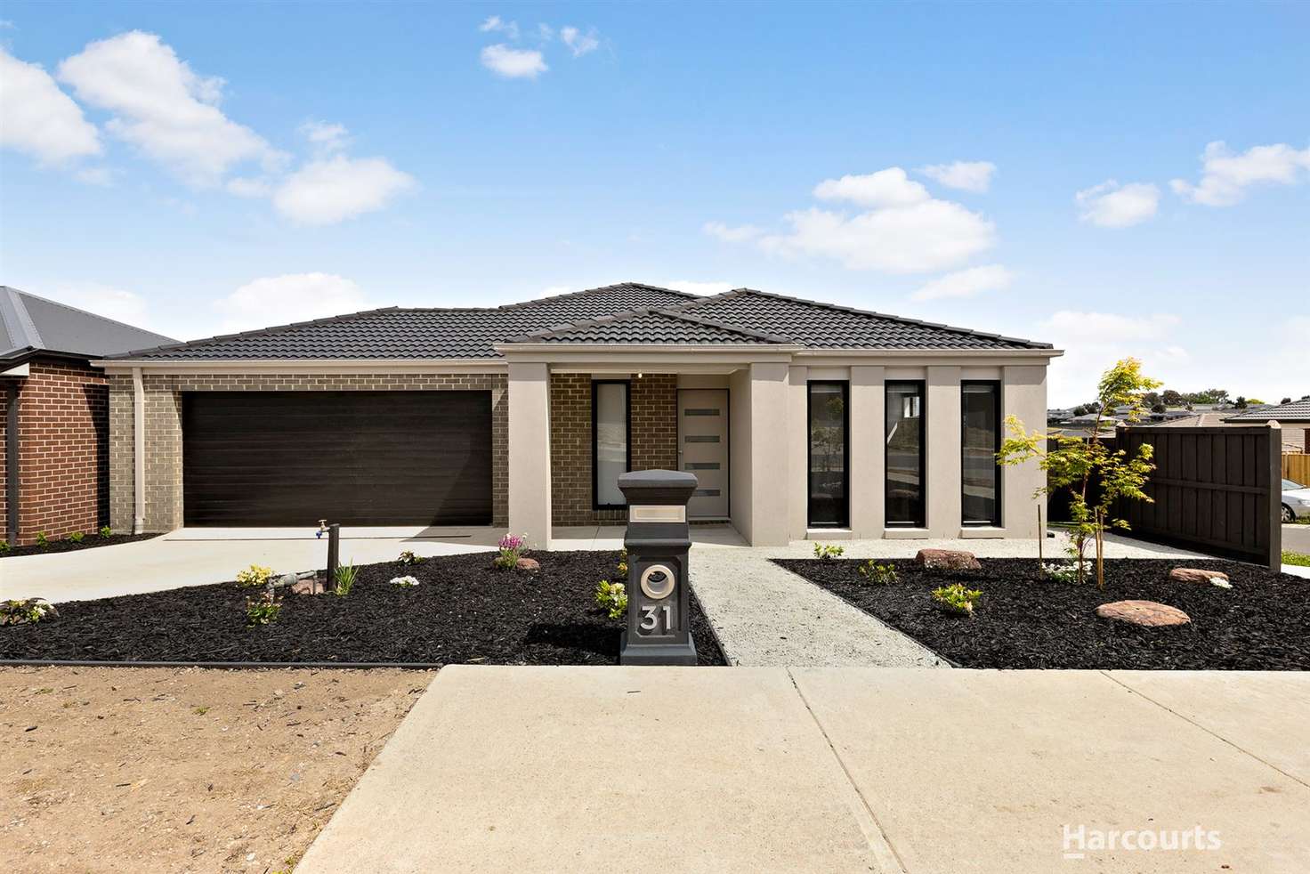 Main view of Homely house listing, 31 Meadowlea Crescent, Pakenham VIC 3810