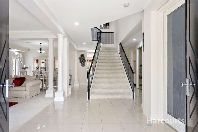 Second view of Homely house listing, 27 Montana Way, Mill Park VIC 3082