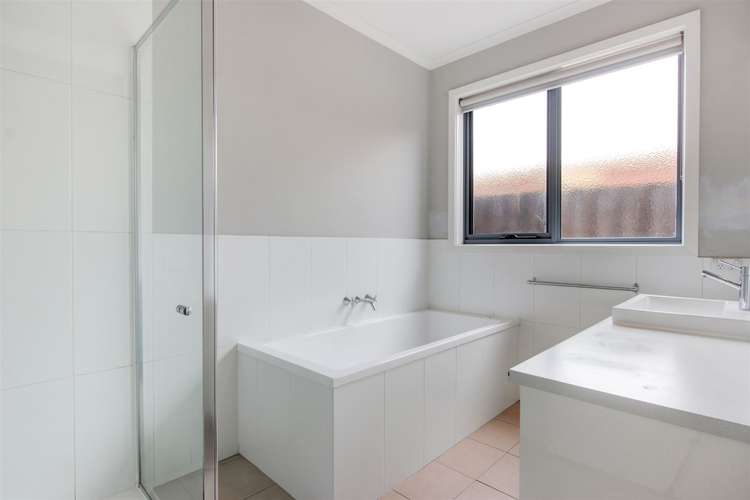 Fifth view of Homely unit listing, 2/40 Elsie Street, Bell Park VIC 3215