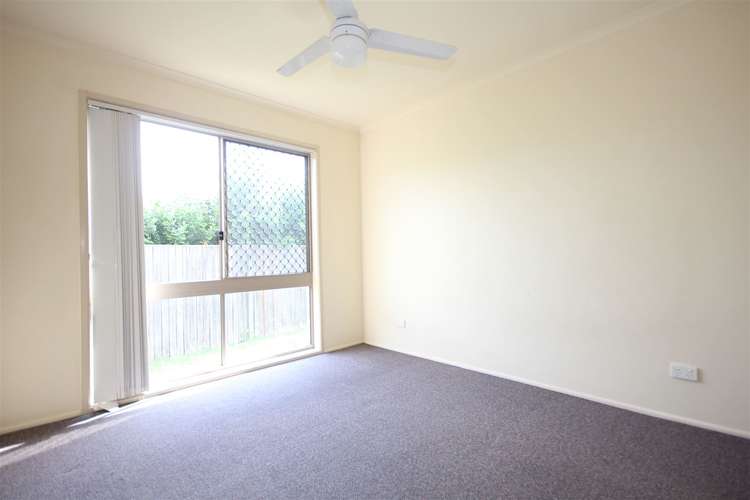 Fifth view of Homely house listing, 4 Noumea Pl, Forest Lake QLD 4078