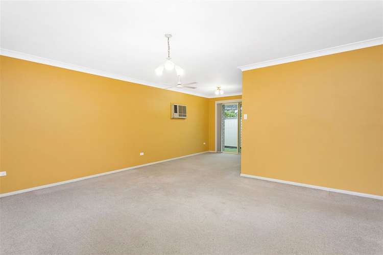 Third view of Homely villa listing, 2/189 Tongarra Road, Albion Park NSW 2527