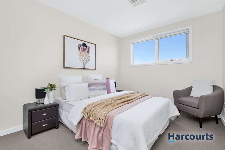 Sixth view of Homely townhouse listing, 2/10A York Street, Bonbeach VIC 3196