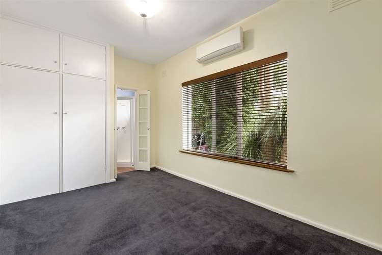 Fourth view of Homely apartment listing, 5/6 Francis Grove, Thornbury VIC 3071