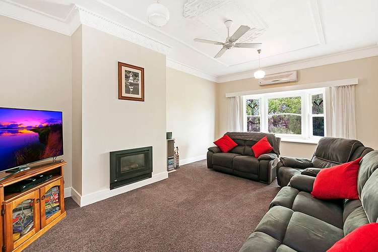 Third view of Homely house listing, 1 Thompson Street, Hamilton VIC 3300