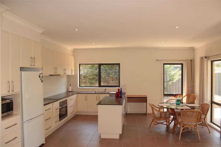Sixth view of Homely house listing, 17 Manser Rise, Alexandra VIC 3714