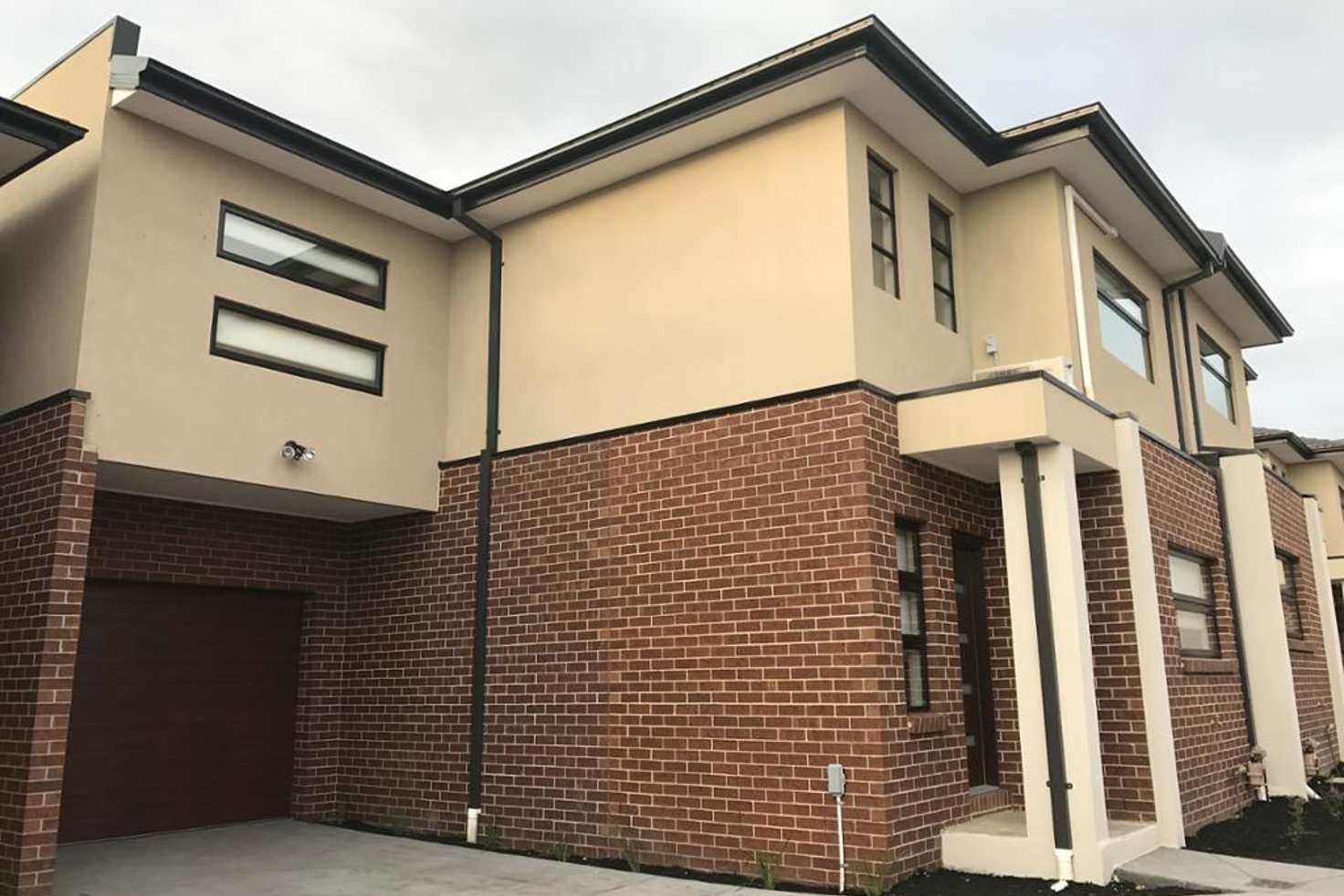 Main view of Homely townhouse listing, 2/52 Jones Road, Dandenong VIC 3175