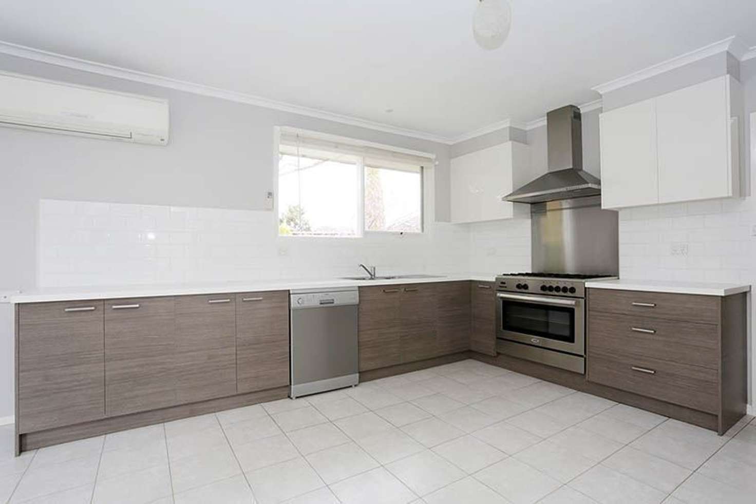Main view of Homely house listing, 60 Windella Crescent, Glen Waverley VIC 3150