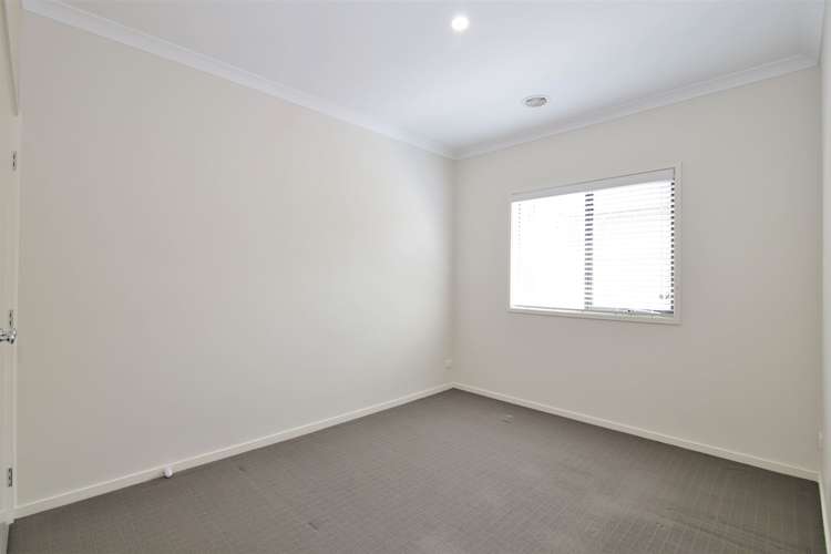 Fifth view of Homely house listing, 51 Fable Way, Cranbourne East VIC 3977