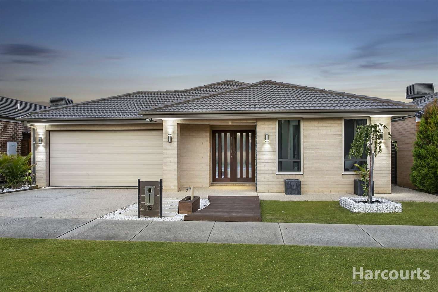 Main view of Homely house listing, 15 Mariposa Grove, Cranbourne VIC 3977