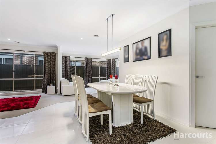 Fifth view of Homely house listing, 15 Mariposa Grove, Cranbourne VIC 3977
