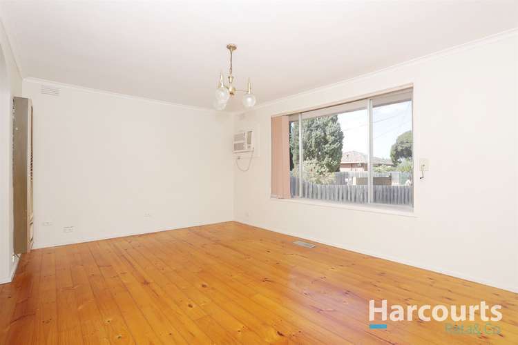 Second view of Homely house listing, 3 Brett Court, Lalor VIC 3075