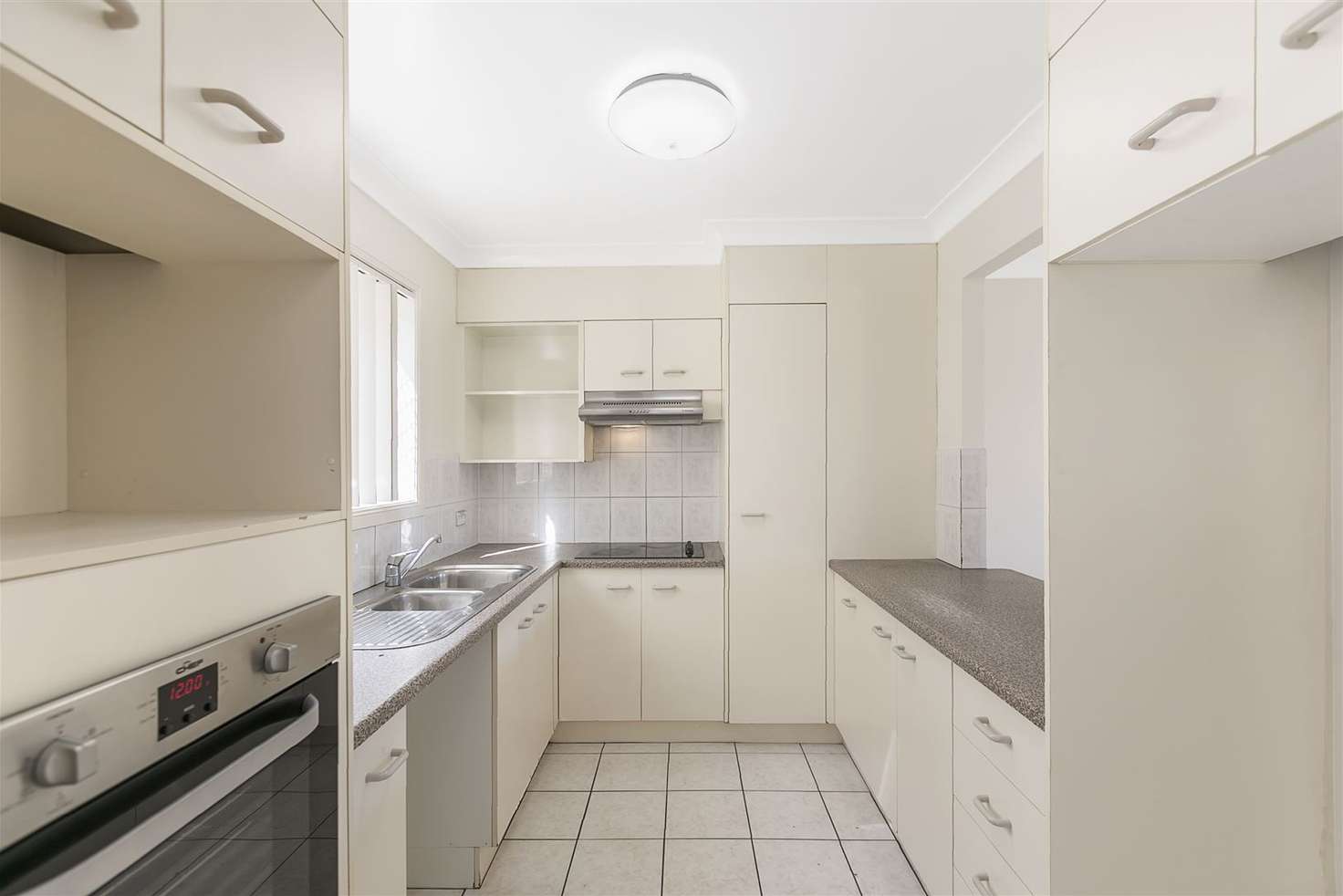 Main view of Homely townhouse listing, 3/9 Hamel Street, Camp Hill QLD 4152