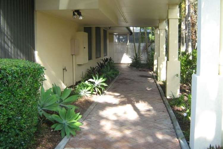 Third view of Homely unit listing, 2/325 Hawthorne Road, Hawthorne QLD 4171