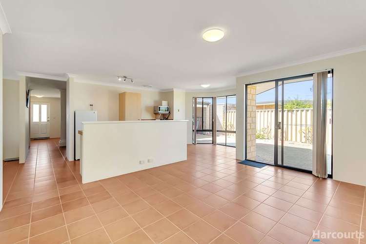 Seventh view of Homely house listing, 4 Stormbird Loop, Currambine WA 6028