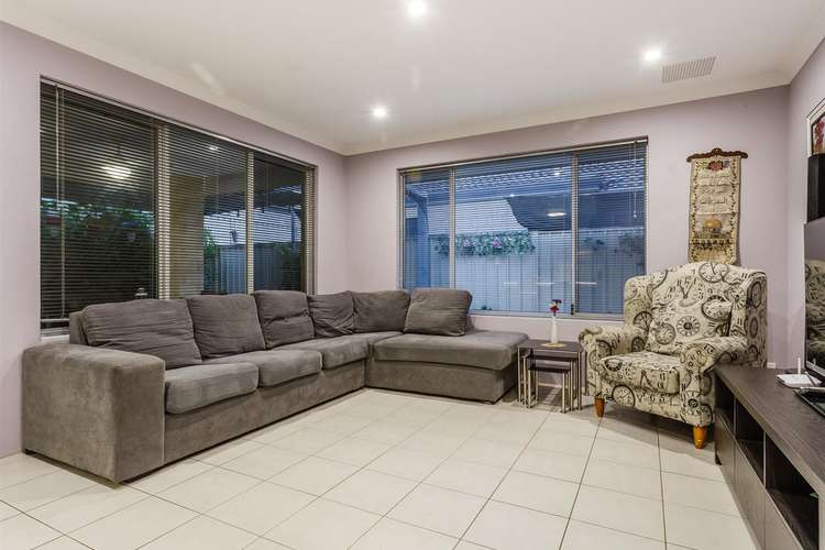 Fifth view of Homely house listing, Unit 6/31 Peppermint Gardens, Aubin Grove WA 6164