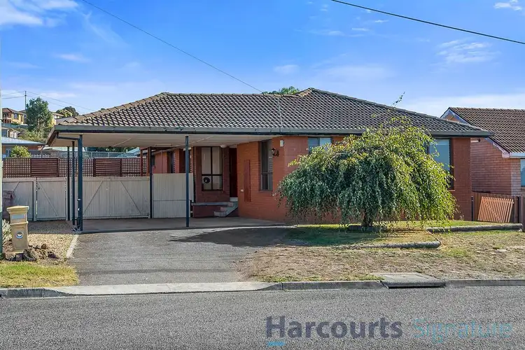 16 Suncrest Street, Midway Point TAS 7171