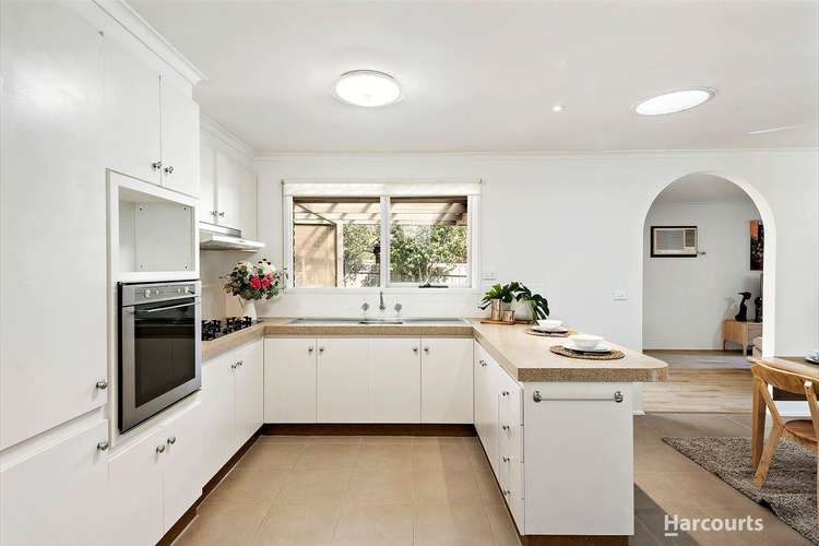 Third view of Homely house listing, 8 Marsden Court, Cranbourne North VIC 3977