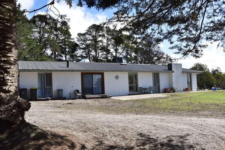Main view of Homely acreageSemiRural listing, 617 Longford Loch Sport Road, Longford VIC 3851