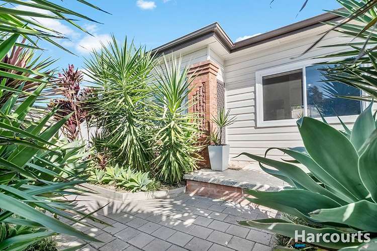 16 Dulling Street, Waratah NSW 2298