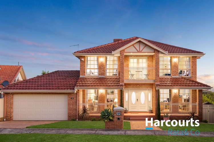 15 Homestead Place, Mill Park VIC 3082