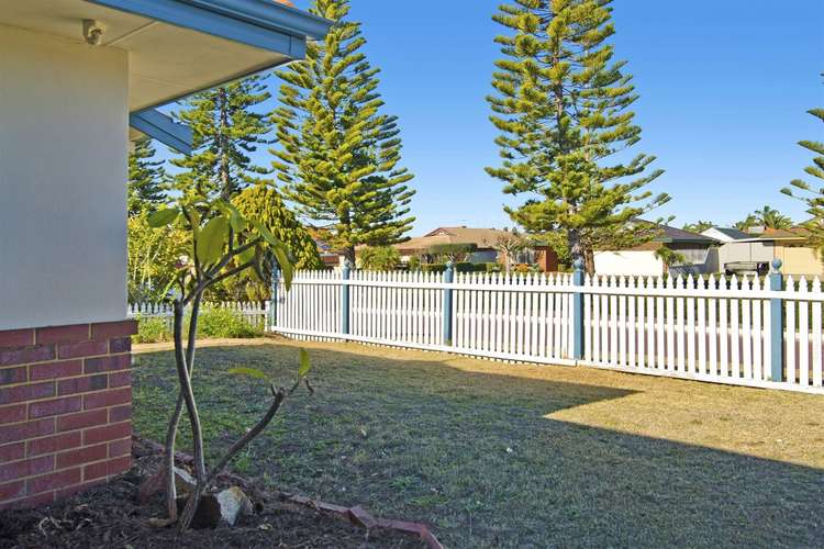 Fourth view of Homely house listing, 28 Grand Ocean Boulevard, Port Kennedy WA 6172