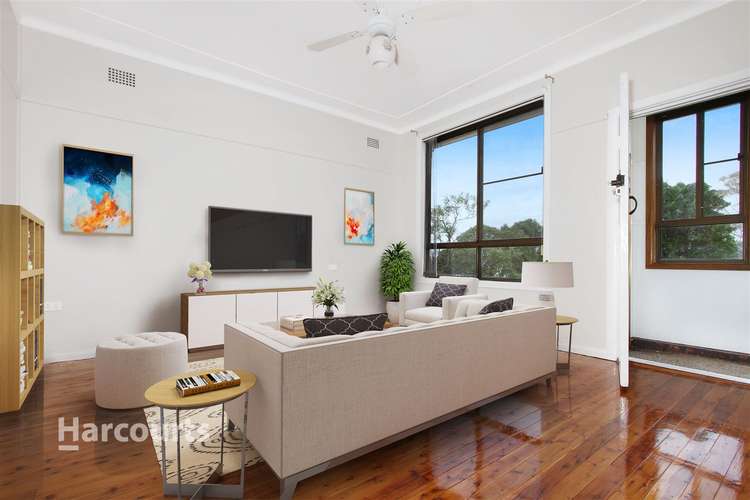 Second view of Homely house listing, 33 Essex Street, Berkeley NSW 2506
