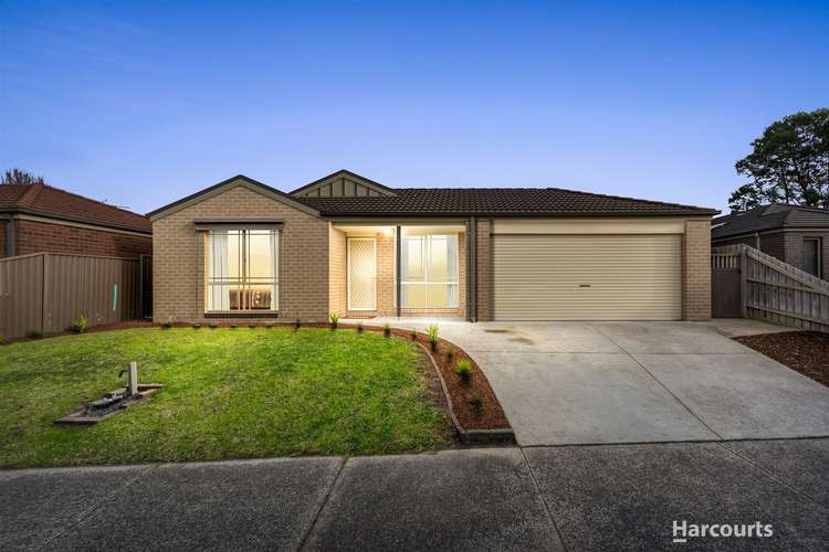 12 Wakenshaw Crescent, Pakenham VIC 3810