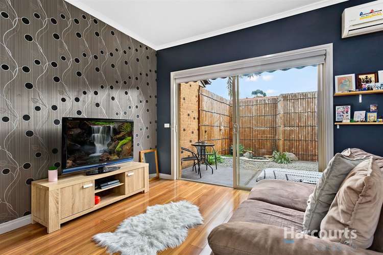 Second view of Homely unit listing, 2/9 Sydney Crescent, Lalor VIC 3075