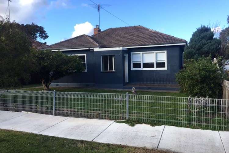 Main view of Homely house listing, 17 Synnott Street, Hamlyn Heights VIC 3215