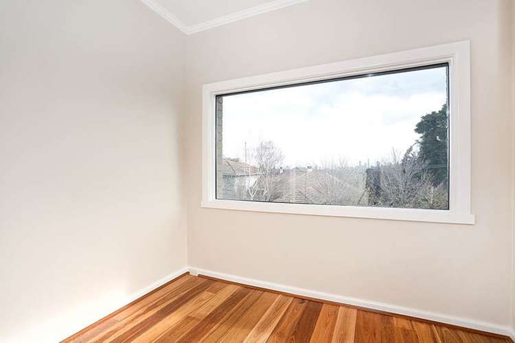 Third view of Homely apartment listing, 3/5 Glenroy Road, Hawthorn VIC 3122