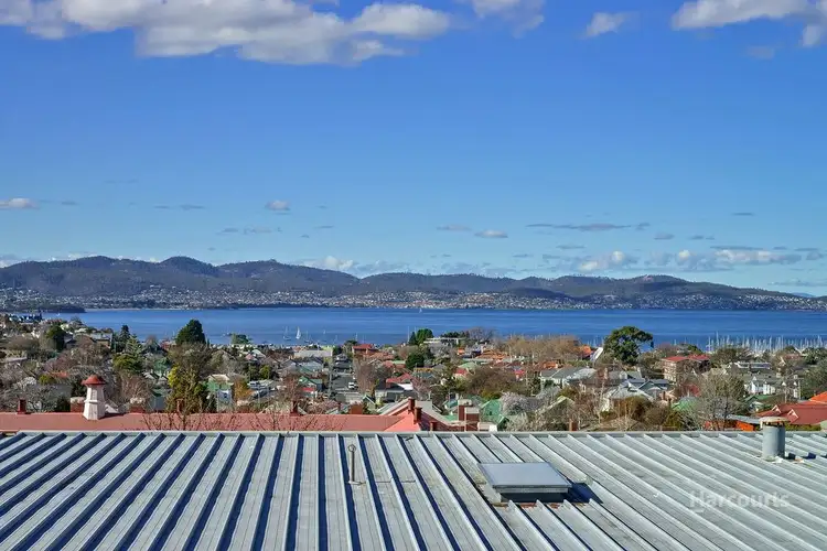 2/8A Proctors Road, Dynnyrne TAS 7005