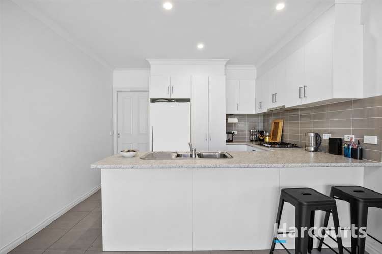 Fifth view of Homely townhouse listing, 1/6 Sainsbury Court, Mount Clear VIC 3350