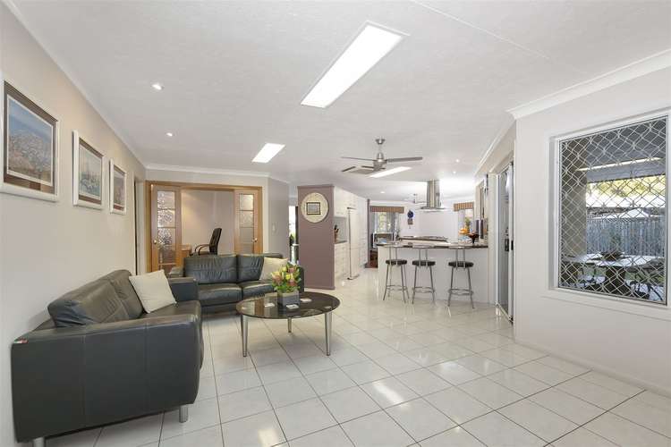 Fifth view of Homely house listing, 2 Lerew Court, Annandale QLD 4814