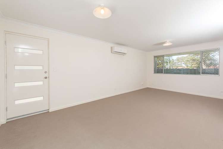 Fourth view of Homely house listing, 15 Goline Court, Hillman WA 6168