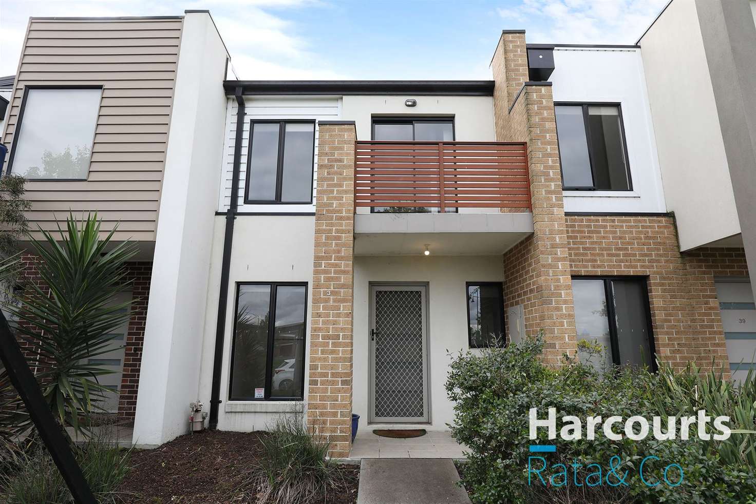Main view of Homely townhouse listing, 37 Pasture Crescent, Mernda VIC 3754