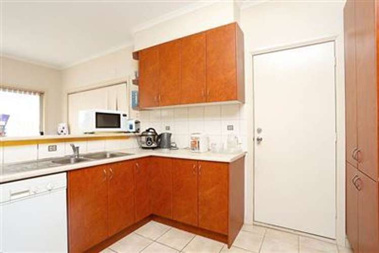 Fourth view of Homely townhouse listing, 2/11 Sagan Court, Glen Waverley VIC 3150