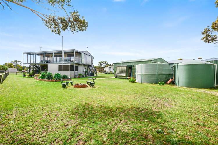 4 Gilbert Street, Clayton Bay SA 5256