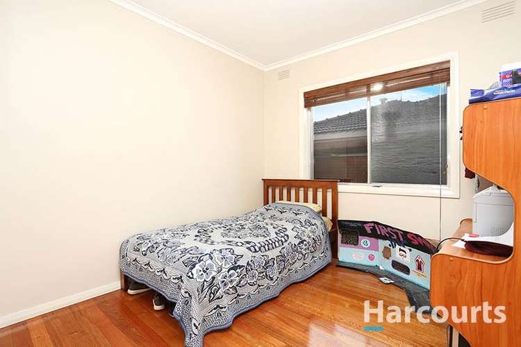 Fifth view of Homely house listing, 7 Festival Grove, Lalor VIC 3075