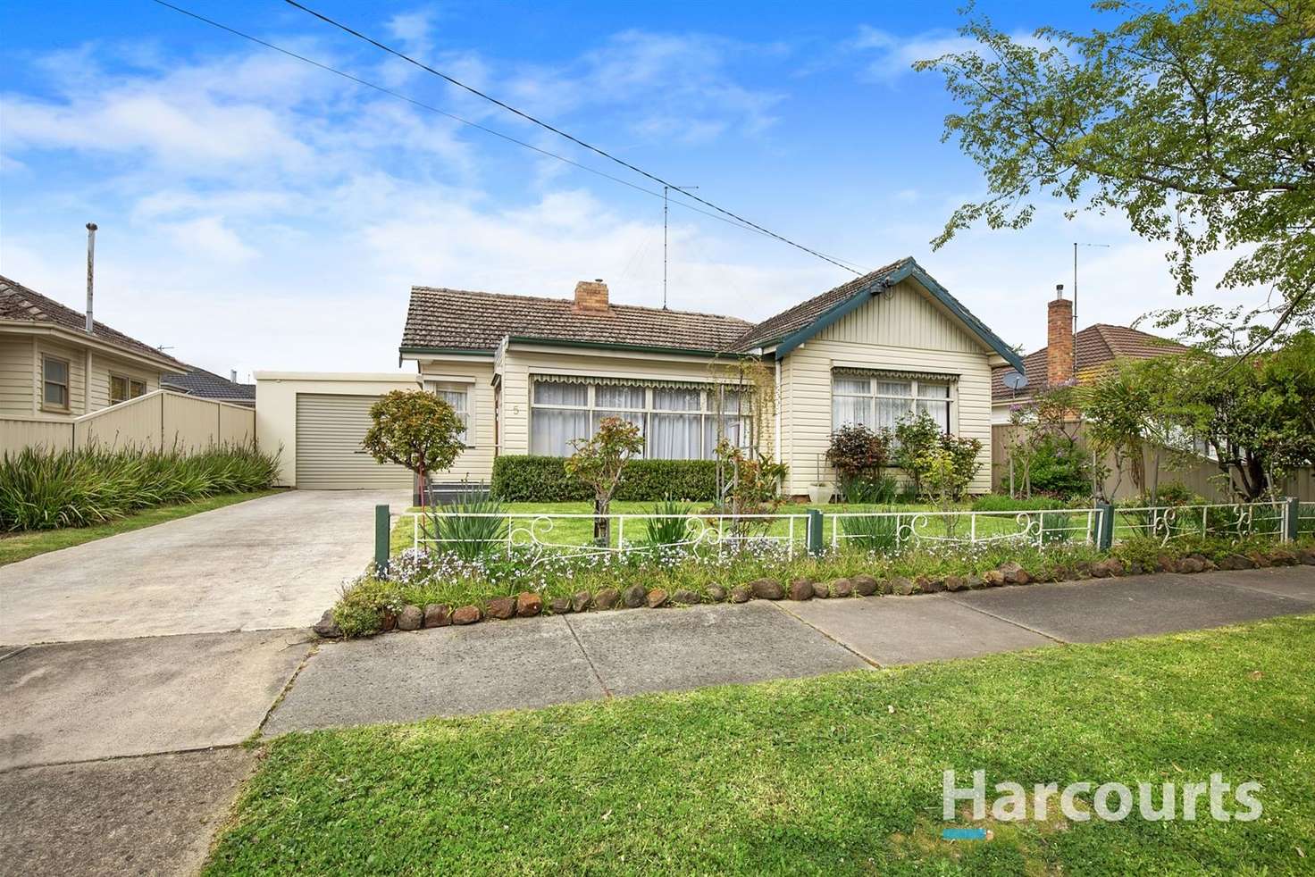 Main view of Homely house listing, 5 Linden Avenue, Wendouree VIC 3355