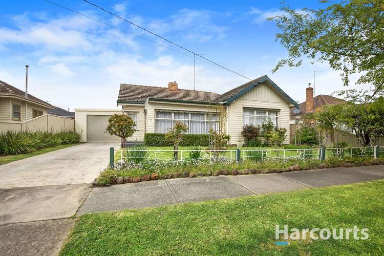 Main view of Homely house listing, 5 Linden Avenue, Wendouree VIC 3355