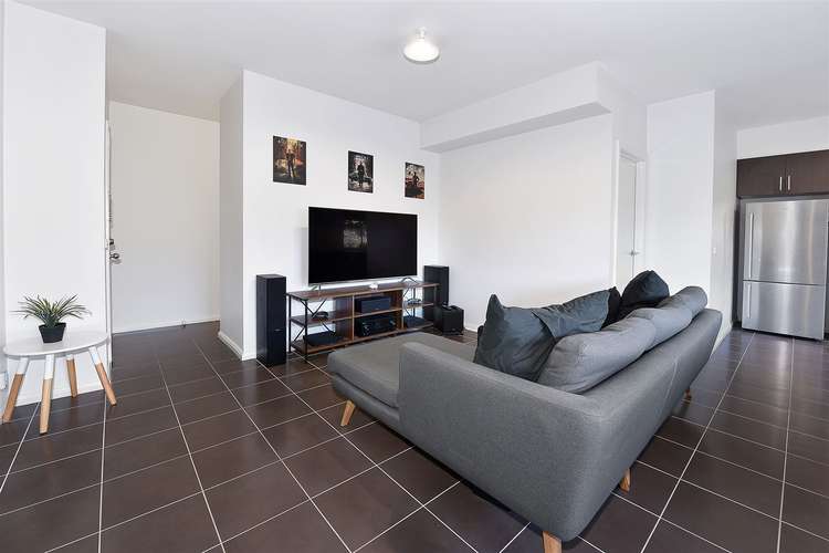 Second view of Homely townhouse listing, 1/627 Pascoe Vale Road, Oak Park VIC 3046